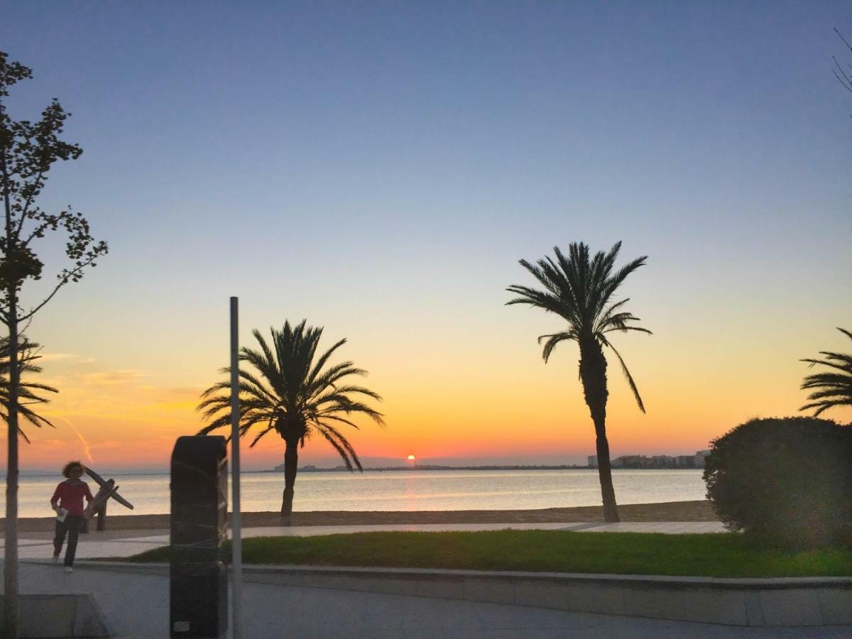 Holidays Penthouse Vues Panoramiques Sur Le Port Naval,Un Sejour Elegant Assure " Wifi Parquing Gratuit Roses Extérieur photo