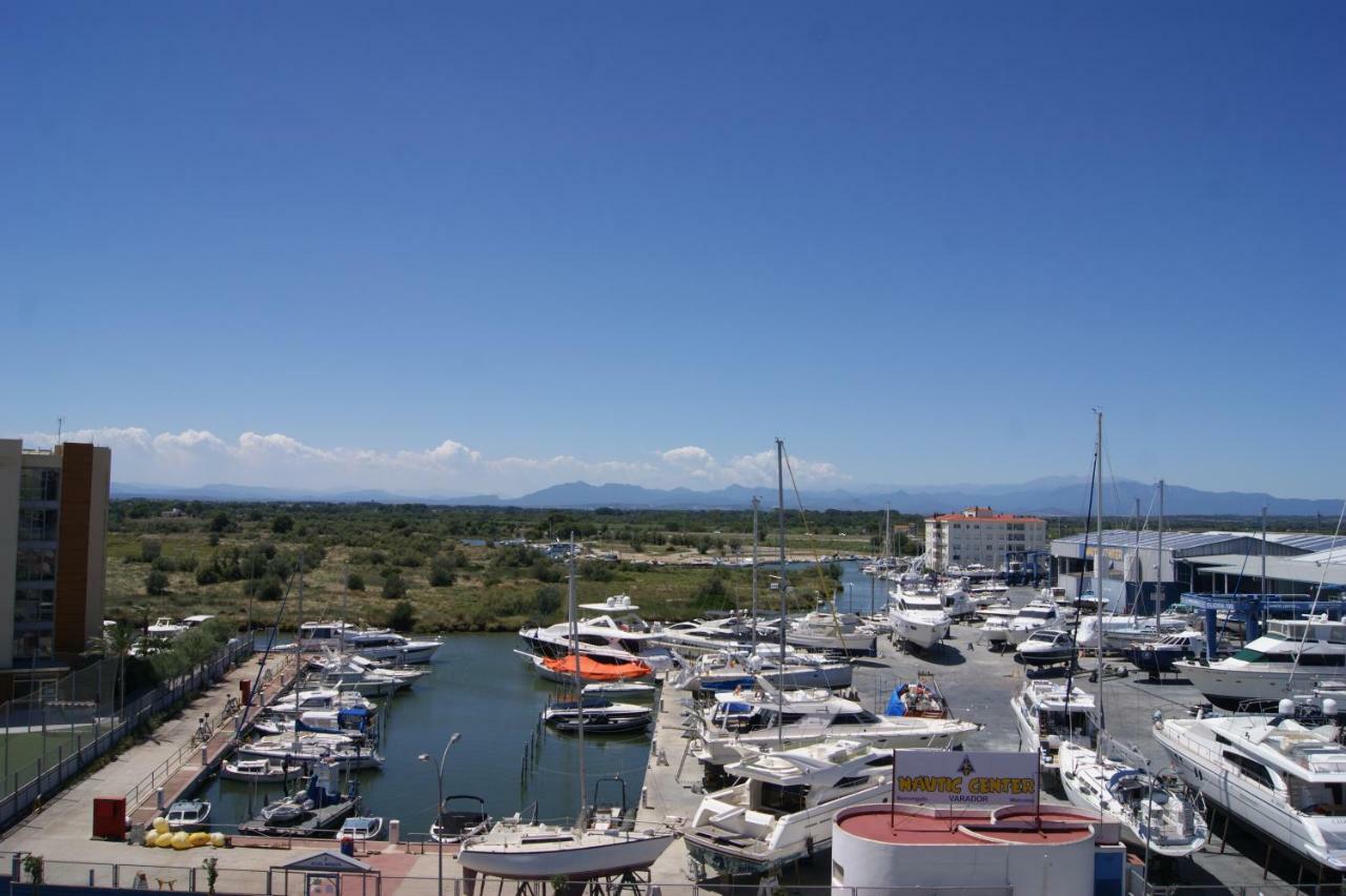 Holidays Penthouse Vues Panoramiques Sur Le Port Naval,Un Sejour Elegant Assure " Wifi Parquing Gratuit Roses Extérieur photo
