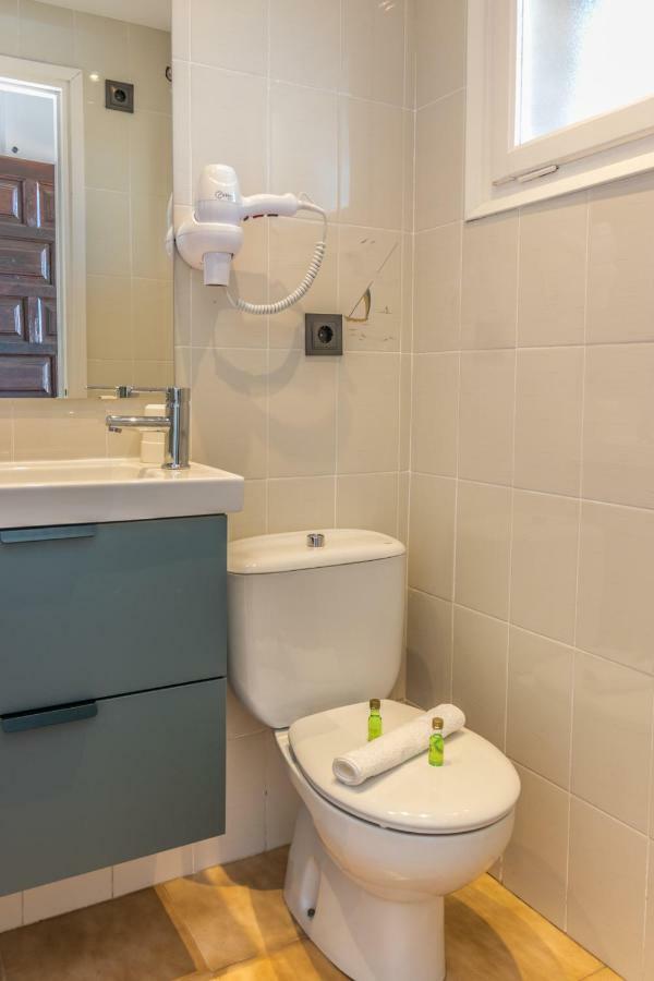 Holidays Penthouse Vues Panoramiques Sur Le Port Naval,Un Sejour Elegant Assure " Wifi Parquing Gratuit Roses Extérieur photo
